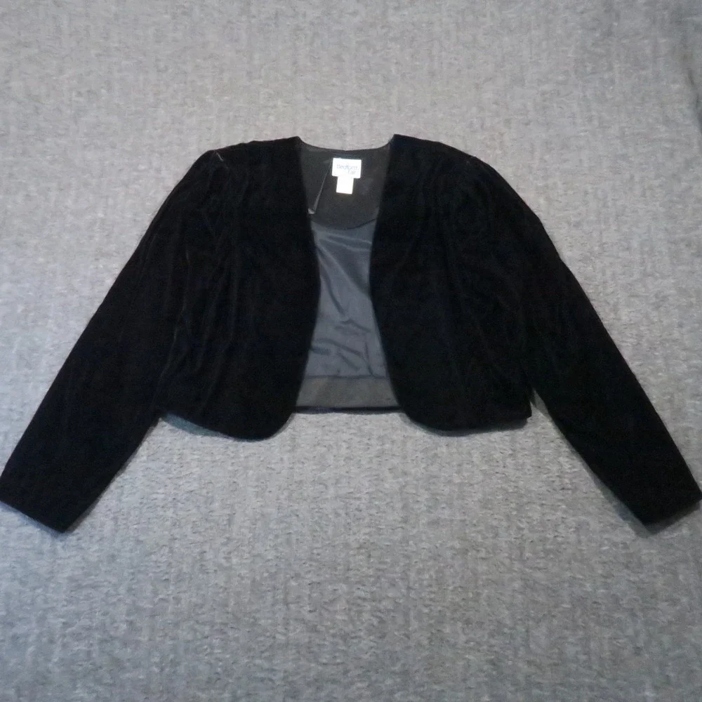 Bedford Fair Cropped Bolero Jacket 16‎ Black Velvet Open Front Vintage Goth Glam